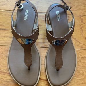 Michael Michael Kors MK Plate Flat Thong Sandal